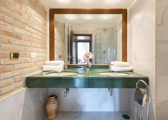 Appartement Jacuzzi In Front Of The Colosseum *
