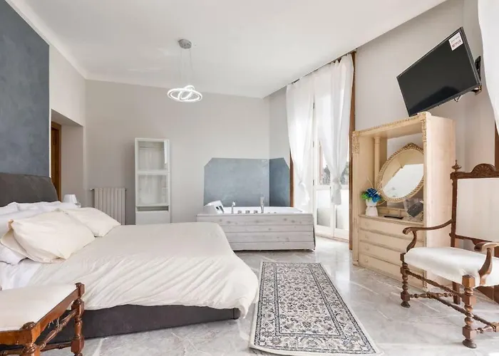 Appartement Jacuzzi In Front Of The Colosseum Rome